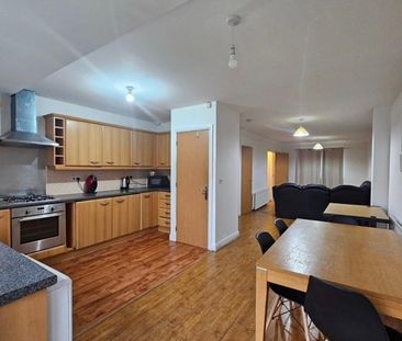 Room in a Shared House, Bankwell St, M15 - Photo 5