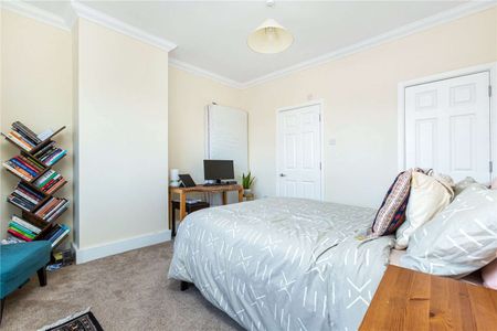 A lovely two bedroom fourth floor apartment within a modern development situated in the heart of Wimbledon. - Photo 4