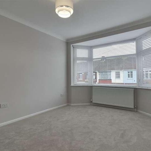 Beechwood Road, Portsmouth, PO2 - Photo 1