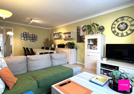 Centraal gelegen appartement met 2 slaapkamers, Mariakerke - Oostende - Photo 2