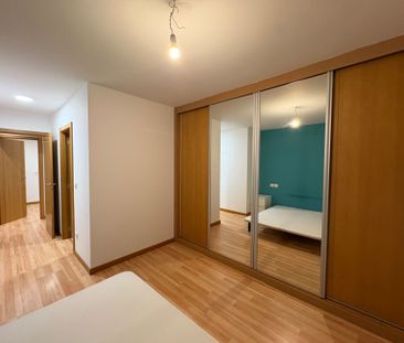 Piso de alquiler en Rúa Garda, Alto del Castaño - Photo 3