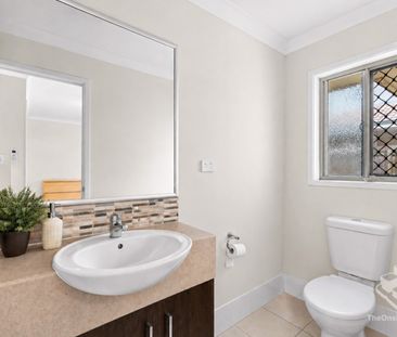 Break lease Opportunity-3 bedroom low set villa - Photo 5