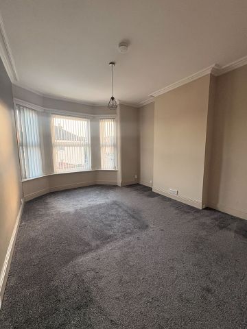 4 Bed Semi-Detached House, Woodchurch Lane, CH42 - Photo 5