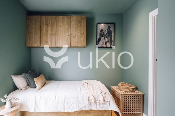 Barcelona Capital, Catalonia 08013 - Photo 1