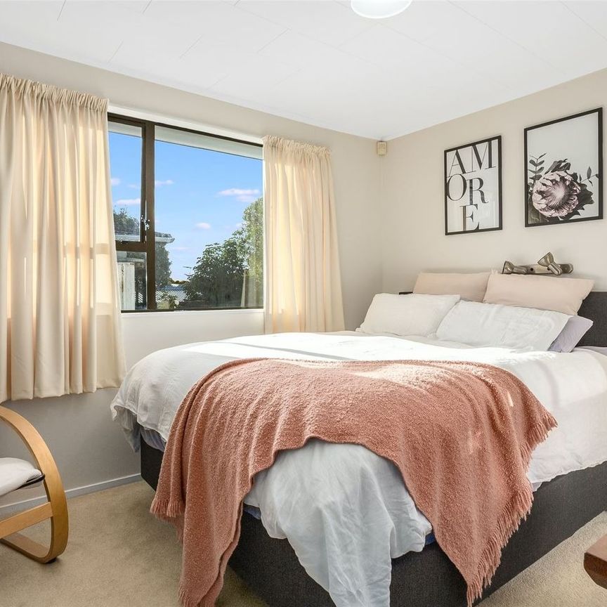 32a Transom Close, Porirua - Photo 1