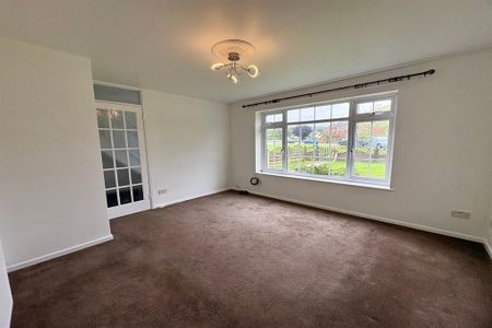 2 bedroom end of terrace house to rent - Photo 4