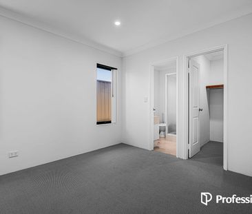 Freshly Refreshed Home Opposite the Park! - Photo 5
