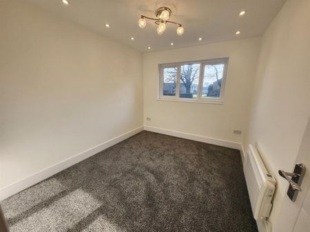 1 Bedroom Flat To Let - Photo 3