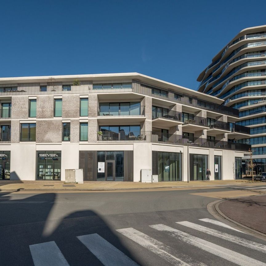 Uitzonderlijk prachtig appartement met luxe afwerking, volledig omringd door terrassen (ca. 100m²) in Duinenwater met open zichten - Photo 1