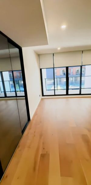 20 George Julius st, Sydney - Photo 2