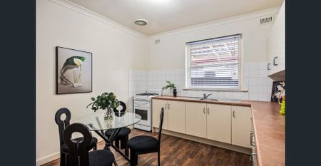 Comfortable Living in the Heart of Enfield - Photo 5