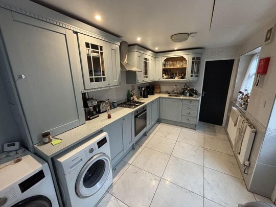 5 bedroom terraced house to rent - Photo 1