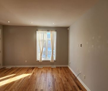 For Lease - 293 Everest Private Unit# A, Elmvale Acres and Area, On... - Photo 1