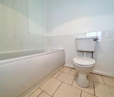 15 Parkgate Parade, Belfast, BT4 1ET - Photo 6