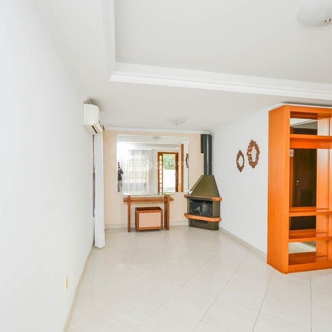 Casa em Condomínio com 3 quartos e 142m² para alugar em Tristeza, Porto Alegre. - Photo 1