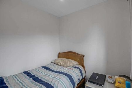 Jasper Road, London, E16 - Photo 5