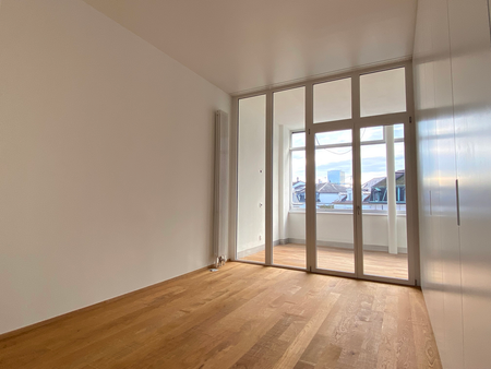 GERÄUMIGE WOHNUNG IM ZENTRUM VON BASEL - Foto 4