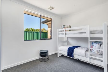 38A Ashbourne Ave, Kingswood SA 5062 - House For Rent | Domain - Photo 5