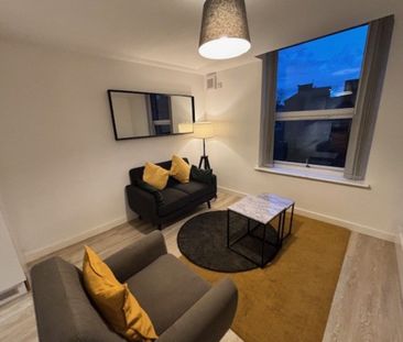 Cross Street , - Photo 3