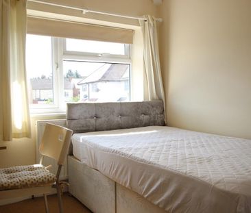 6 bedroom semi-detached house to rent - Photo 6