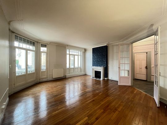 Location appartement 5 pièces, 114.86m², Reims - Photo 1