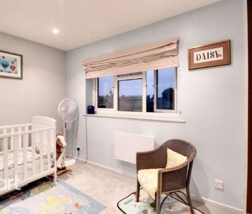 2 bedroom semi-detached house to rent - Photo 2