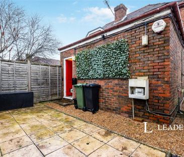 2 bedroom flat to rent - Photo 6