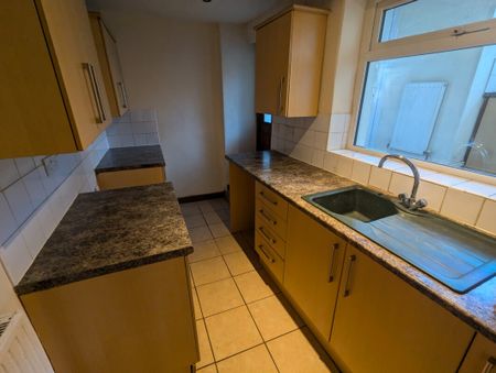 Flat 2, 3 Horseshoes, Station Road, Brompton, Northallerton, DL6 2RE - Photo 3