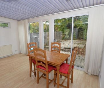 3 bedroom terraced house to rent - Photo 5