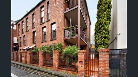 40 Grattan Place, Carlton VIC 3053 - Photo 5