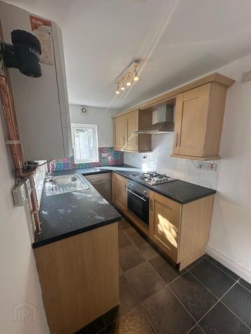 15 Sandhurst Gardens, Belfast, BT9 5AW - Photo 5