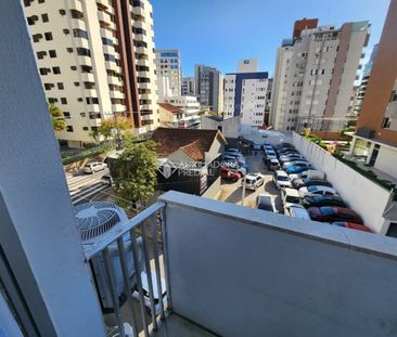 Apartamento com 3 quartos e 107m² para alugar em Centro, Florianópo... - Foto 5