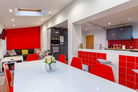 7 bedroom semi-detached house to rent - Photo 2