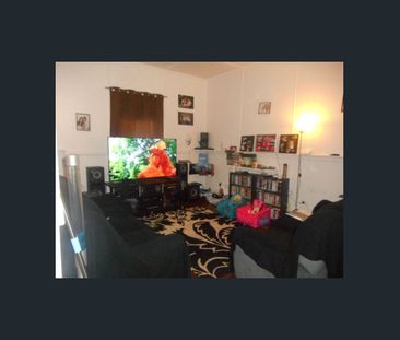 Great Location & first home - Photo 1