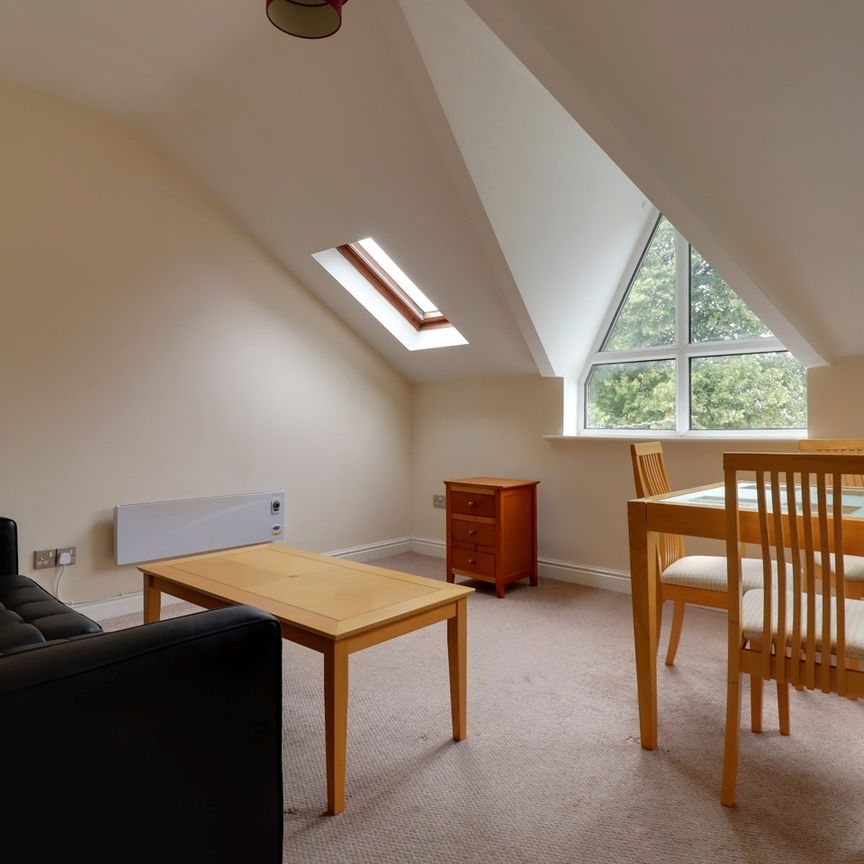 1 Bed Flat, Withington Road, M16 - Photo 1