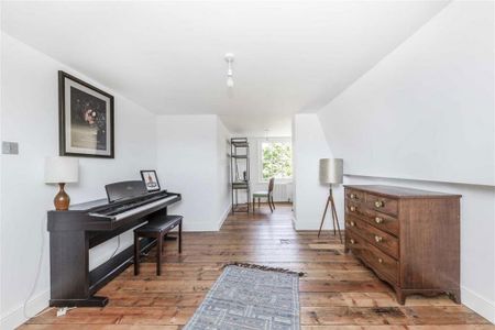 5 bedroom house to rent - Photo 2