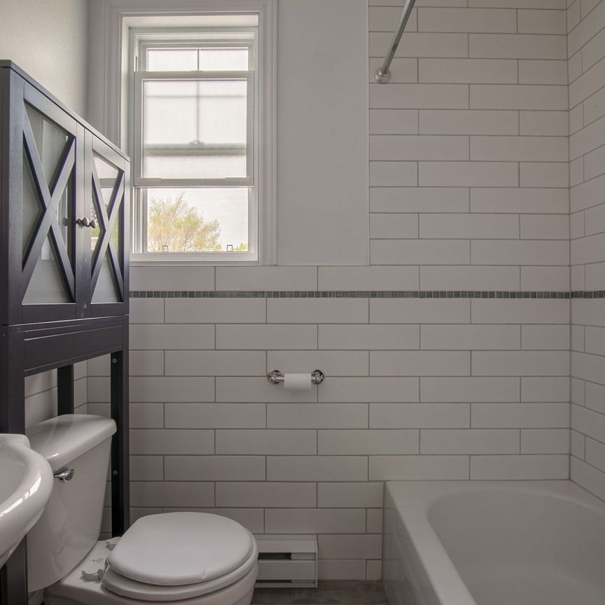 5550 Snowdon Street - Photo 1