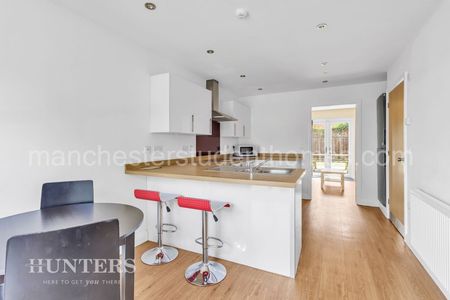 Lower Broughton Road, Salford, M7 2JS - Photo 5