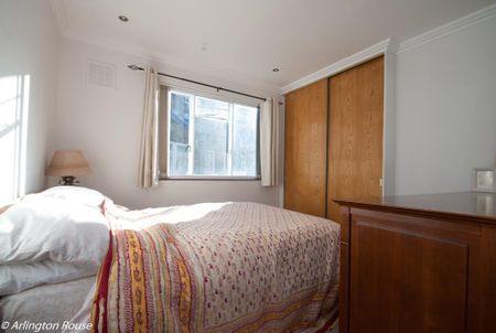 2 bedroom mews to rent - Photo 5