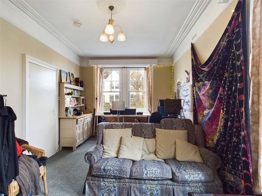 5 bedroom house to rent - Photo 1