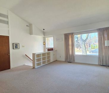 For Lease - 42 Jubilee Crescent Unit# Mainfloor, Toronto, Ontario - Photo 2