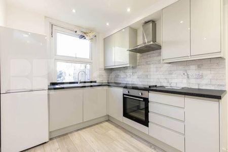 A well-presented two-bedroom garden flat ideally located on Deacon Road, NW2 - Photo 3
