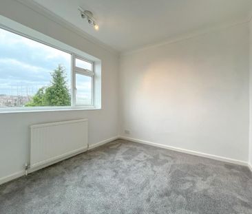 3 bedroom detached house to rent - Photo 3