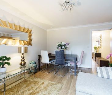 4 bedroom townhouse to rent - Photo 1