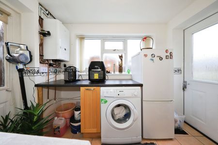 3 bedroom house to rent - Photo 3