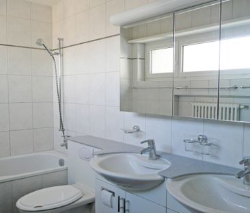 Zentrale Wohnung mit Sicht ins Grüne! - Photo 5