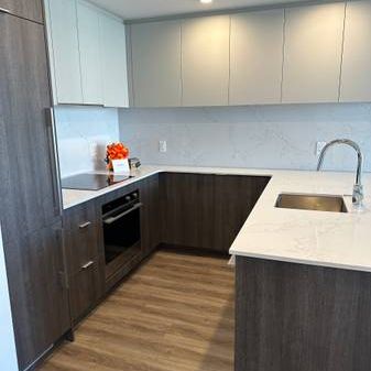 $600 Signing Bonus! Brand new 1 Bedroom Condo Downtown - Photo 1