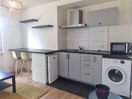 Location Appartement 2 pièces 25m² - Photo 5