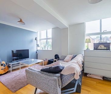 1 bed Flat for rent - Photo 3