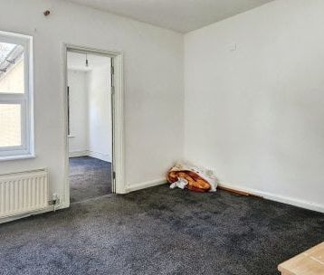 Greenstead Road, Colchester - Photo 3